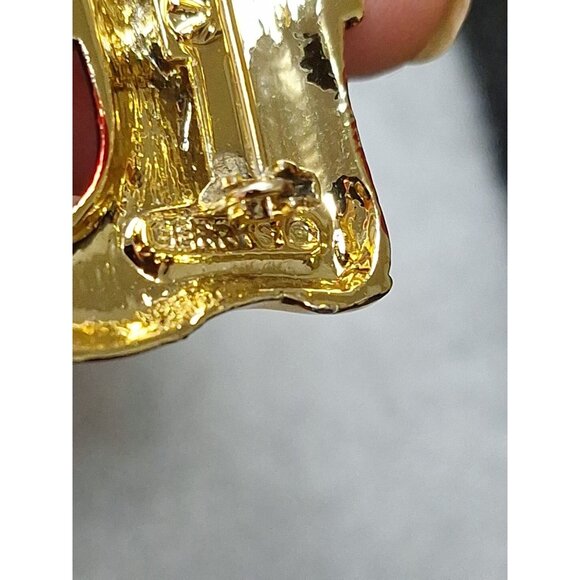 Vintage Gerry's Gold Tone Red Enamel Poodle Dog Christmas Stocking Brooch Pin - Picture 5 of 7